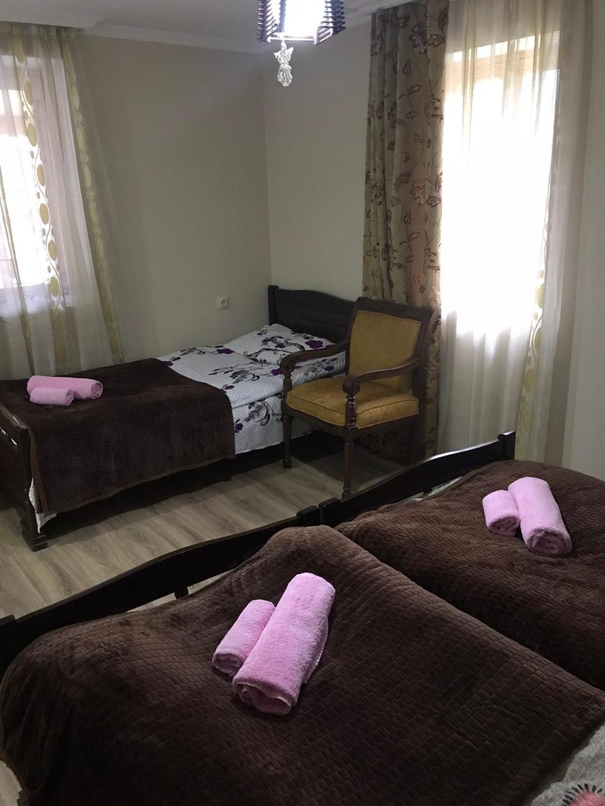 Guesthouse Venera 梅斯蒂亚 客房 照片