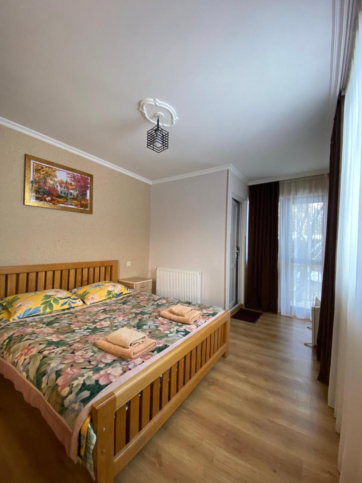 Guesthouse Venera 梅斯蒂亚 外观 照片